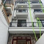 Nhà nguyên căn thạch bàn 5 tầng, ô tô đỗ sân, có thang máy, 3n, diện tích: 60 m2, nội thất mới tinh