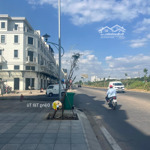 Cho thuê shophous mặt tiền song hành giá bán 42 triệu/th nhà đã hoàn thiện có thang máy. liên hệ: 0917330220