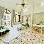 Cho thuê studio tách bếp ban công 40m2 full nội thất ngay chợ bàn cờ quận 3, kế hồ con rùa, giáp q1