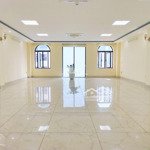 Chính chủ cho thuê sàn văn phòngdiện tích120m2 ngay mặt phố ngã tư trần đăng ninh - nguyễn văn huyên