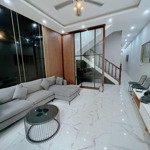 Cho thuê nr nguyễn viết xuân thanh xuân 60m x5 tầng nhà mới đẹp, oto đỗ cửa vp, ở gd giá 19tr