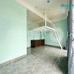 Cho thuê duplex đầy đủ nội thất có ban công tại ngã 4 thủ đức, cách đh ngân hàng, spkt 5p đi xe