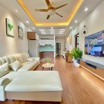 đông lạnh có nhà ấm, đẹp, rẻ ct4b bắc linh đàm. giá bán: 3,29 tỷ có sổ đỏ: 72 m2. liên hệ: 0366687689