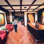 1 nhà ra phố nguyễn văn huyên - nguyễn khánh toàn 75m2 gara oto , 5 tầng kinh doanh sầm uất 18 tỷ