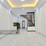 Bán nhà phố ngọc thụy - ngõ rộng - ô tô đỗ cửa - diện tích 30m2 - giá bán 5.9 tỷ - liên hệ: 0853602968