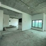 Cđt mở bán penthouse delasol diện tích 217m2 đơn giá chỉ 95 triệu/m2. view sông, lh ngay xem nhà!