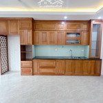 Víp nhất quận cầu giấy, dương khuê, phân lô, vỉa hè đá bóng 60m2 x 7 tầng nhà đẹp long lanh