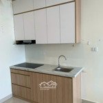 Rẻ vô địch - cho thuê căn hộ full gỗ tại vinhomes smart city, giá bán 6 triệu/tháng. liên hệ: 0372135777