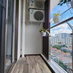 Rẻ nhất! bán gấp căn hộ 2pn midtown phú mỹ hưng, 7,5 tỷ, 83m2, nt cơ bản, view đn biệt thự, ô xe