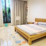 Bán nhà 4 tầng khu vip lê thị hồng p17.dt 5x17.hẻm 10m thông.kinh doanh đa ngành