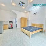 Trống 1 studio mặt trước có đầy đủ nội thất gần nguyễn thị định, nguyễn duy trinh, diện tích khủng