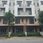 Bán gấp shophouse 75m2, 4pn, 4wc tại centa diamond, đường hữu nghị, từ sơn, bắc ninh, 4,6 tỷ vnd