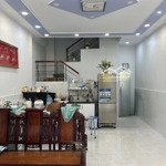 Bán nhà đẹp 5 tầng, dien tich ~50m2, 5 phòng ngủ hẻm xe tải đường lê văn sỹ p1 tân bình, 8 tỷ hơn