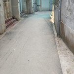 Tôi cần bán nhà riêng phố lạc long quân, tây hồ dt 50m2, mt 4,9m, ô tô 30m, giá 12,5tỷ.