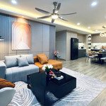 Chính chủ bán căn 3 phòng ngủ full đồ tại chung cư mon city, hàm nghi, giá bán 6.6 tỷ: 0981,129,026