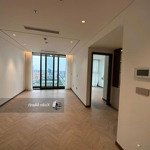 Căn hộ hoa hậu toà m3,view hồ tây 146m2. 4 phòng ngủ full đồ, tại metropolis - liễu giai. giá 2x tỷ