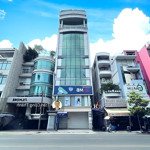 Văn phòng 70m2 giá 17,5 triệu/th - hoàng khang building