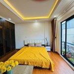 Cho thuê nr 4 phòng ngủ 4 vệ sinh 30m2, 5 triệu ở tây sơn, quang trung, đống đa, hà nội bao đẹp