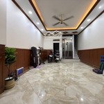 Bán nhà mặt phố 50m2, 27 tỷ, kinh doanh tại huỳnh thúc kháng, đống đa, hà nội, giá tốt uy tín