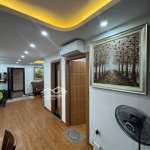 Chính chủ cần bán căn hộ chung cư 82.5m, 2 ngủ chung cư golden west, full nội thất