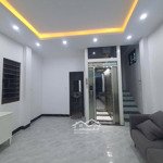 Hiếm 8tỷ8 5tầng thang máy 50m2 thông sàn 3ngủ full nội thất oto vào nhà quang trung - hà đông