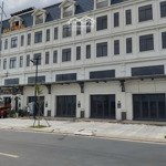 Cho thuê 2 căn shophouse liền kề 5 tầng tại lakeview city, 10x20m, 44tr/tháng