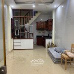 Phố nam dư-lĩnh nam , hơn 4 tỷ nhà 4 tầng 30m2, ngõ thông thoáng nhiều tiện ích