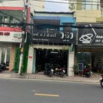 2mt hồ bá kiện , p.15, q.10 dt: 4,7x16m - nh: 8m - cn:89m2 - kc:2 lầu - hđt : 55tr/th - giá 19 tỷ