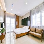 Thuê ngay chdv 45m2 tại phùng văn cung gần bv hoàn mỹ . gía 8 triệu7 . liên hệ: 0909397366