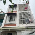 Cho thuê nhàhẽm xe hơi3 tầng 3 phòng ngủ 3 vệ sinh 90m2 ngang 6m 12 triệu/th