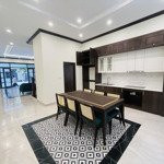 Cho thuê bt 6pn, 6wc, 75m2 tại the crown,vin3 15,5 triệu, văn giang, hưng yên. bao phí dịch vụ