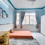 Cạnh công viên lê thị riêng studio rộng rãi cửa sổ lớn thoáng mát đầy đủ nội thất