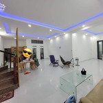 Bán nhà phường 9 quận phú nhuận, gần đường hoàng văn thụ, 128m2, chỉ 10.7 tỷ, pháp lý hoàn chỉnh