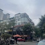 Biệt thự mon city, hàm nghi, 130m2 6 tầng, thang máy, kd vp, spa, phân lô vỉa hè, sổ đỏ đẹp