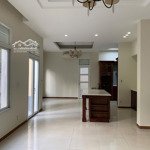 Cho thuê bt splendora, giá tốt, 270m2, nhà đẹp, đã sửa vô cùng thoáng rộng, trống sẵn, tiện xem nhà