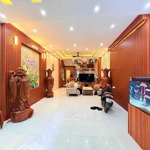 Bán nhà quyết thắng - hà đông, dtsd 100m2 ô tô vào nhà, 30m ra phố, cạnh ga nhỉnh 8 tỷ