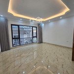 Bán nhà bưởi, tây hồ, 6 tầng thang máy - 20m ra ô tô tránh; 39m2; mt: 5m chỉ 12.1 tỷ