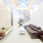 Bán nhà phố vũ hữu- thanh xuân- phân lô- nhà 4 tầng- nhà đẹp ở ngay- 40m2- 8.3 tỷ