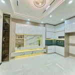 Bán gấp nhà 36m2 phố minh khai, ngõ thông, lô góc 5 tầng, kinh doanh, ô tô gần nhà 7.86 tỷ