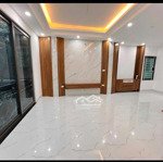 Bán nhà riêng tại đường vĩnh phúc, ba đình. 7 tỷ, 32m2, 5 tầng, 3pn, 3wc, lô góc, ngõ nông