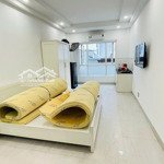 Studio trung tâm quận 1 , full nội thất , cửa sổ trời , free dịch vụ