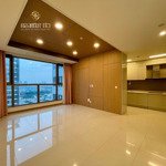 Cho thuê căn hộ 2 ngủ cơ bản starlake 110m2 view hồ tây, lhe : 0343339251