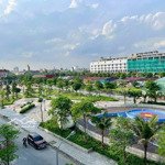 Nhỉnh 6 tỷ sở hữu căn nhà 4 tầng 1 tumdiện tích102m2 view công viên, bể bơi khu vườn sen nam hồng từ sơn