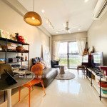 Nhà đẹp, view sông trực diện 2 phòng ngủở the sun avenue q2 cho thuê 17 triệu