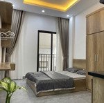 Nhà đẹp 7 tầng thang máy xây mới tại 118 đào tấn, 11 phòng cho thuê 70 triệu/tháng. sổ đỏ chính chủ