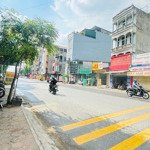 Mặt đường dương đức hiền ngay cạnh khu khai sơn city thuận thành mặt đường lớn 40m, nhiều lần ô