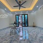 Cho thuê nhà khu mỗ lao hà đông 80m x7 tầng có thang máy, điều hòa đầy đủ làm văn phòng,chdv 45 triệu