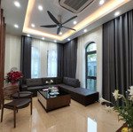 Nguyên căn vinhomes imperia 6 ngủ có bếp giá sốc. 0936069293