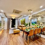 Anh trai em cần bán căn góc 123m2 -3pn- 2 vệ sinh-full nội thất ,bc-đông nam ở hà đô park view giá bán 10 tỷ