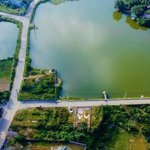 Chính chủ bán lô đất view hồ, cắt lỗ 300tr (bao sang tên)